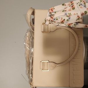 Beige purse